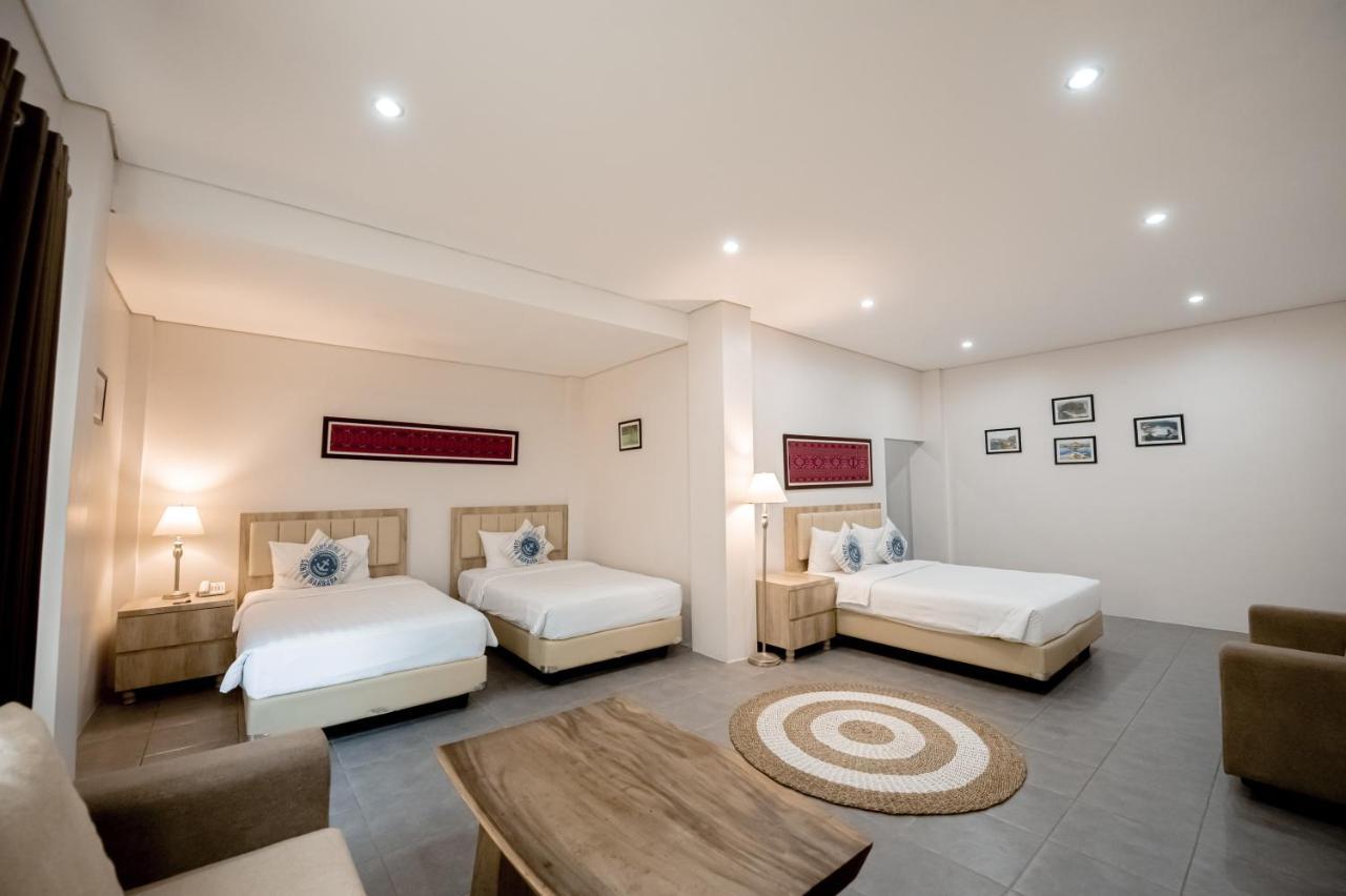 La Cecile Hotel & Cafe Komodo Labuan Bajo Dış mekan fotoğraf